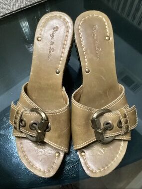 New - Diego di Lucca - Tan Leather Studded Mule Sandals - size 8